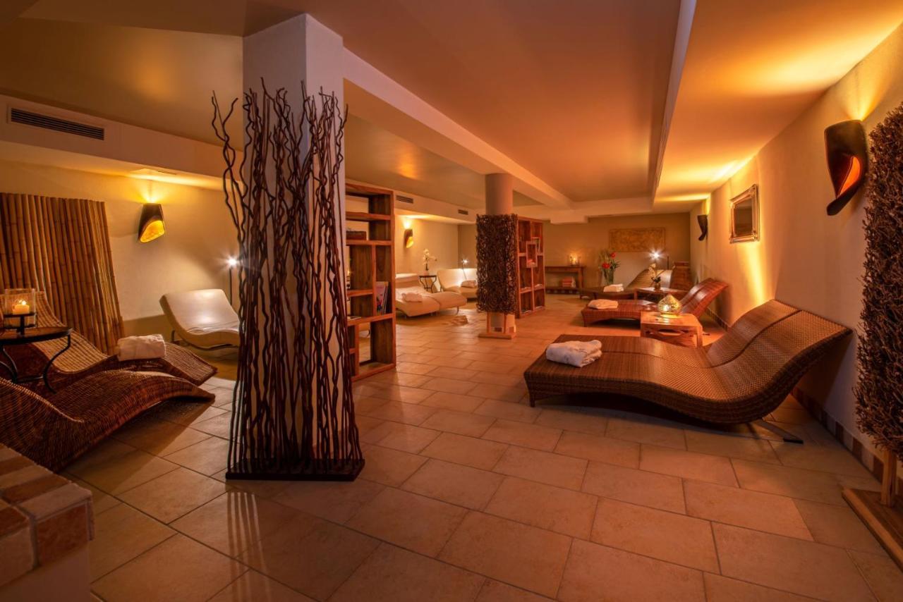 Hotel Villa Toskana ไลเมน ภายนอก รูปภาพ